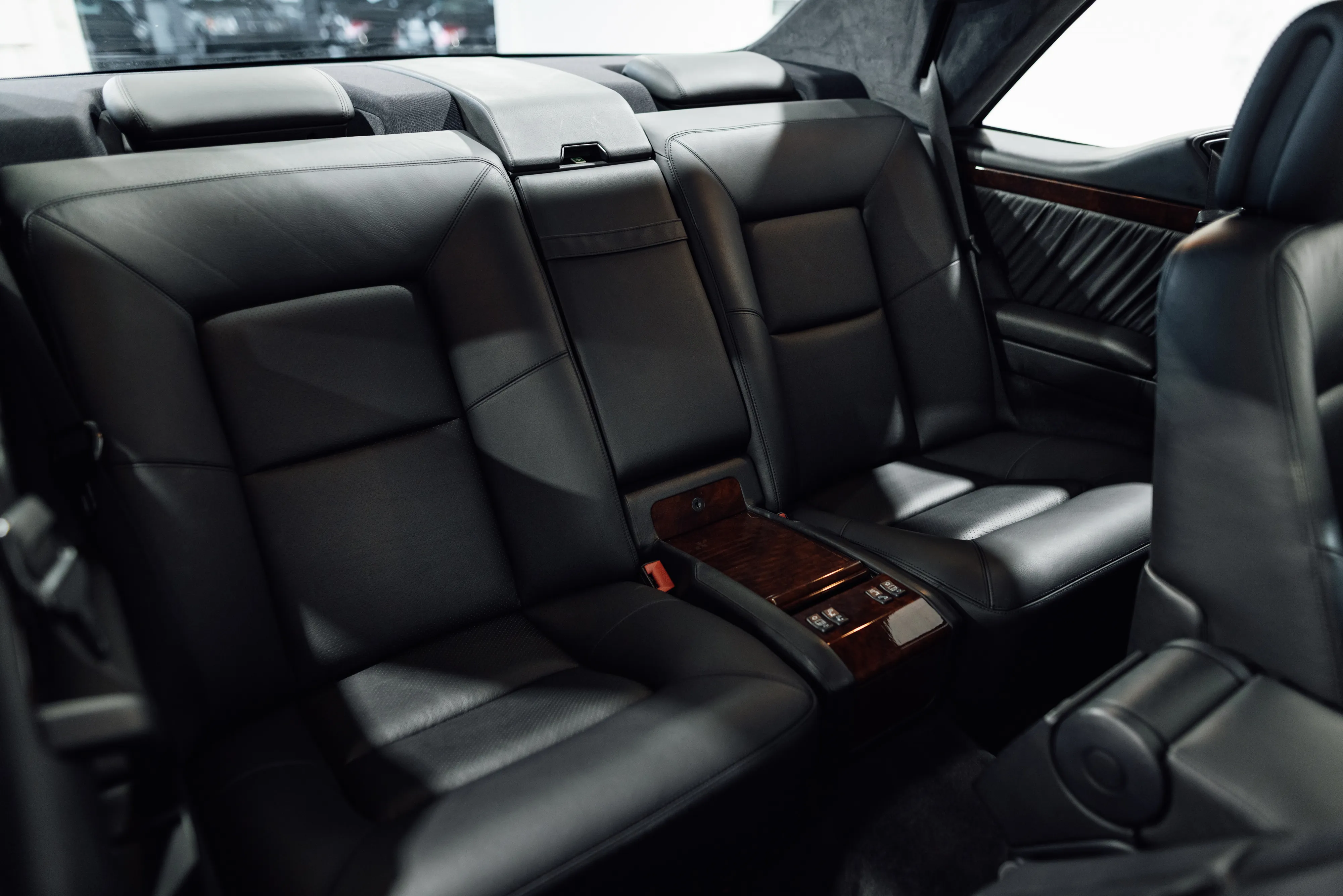 Mercedes-Benz 600 SEC